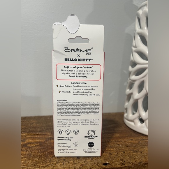 New! Hello Kitty! - Picture 3 of 6